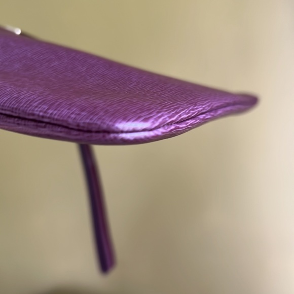 Furla Classic Envelope Clutch - Picture 7 of 9